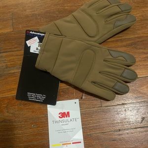 Advantage wear and gear military grade gloves